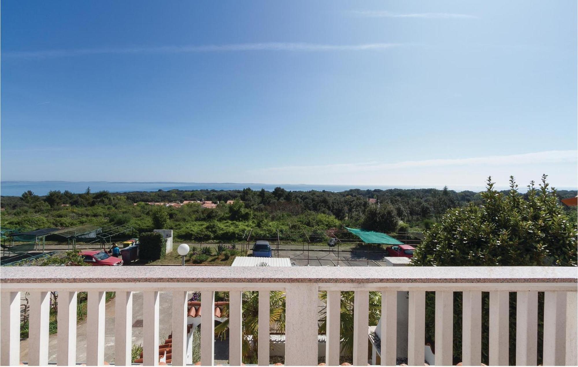 Stunning Apartment In Barbariga With Wifi 외부 사진