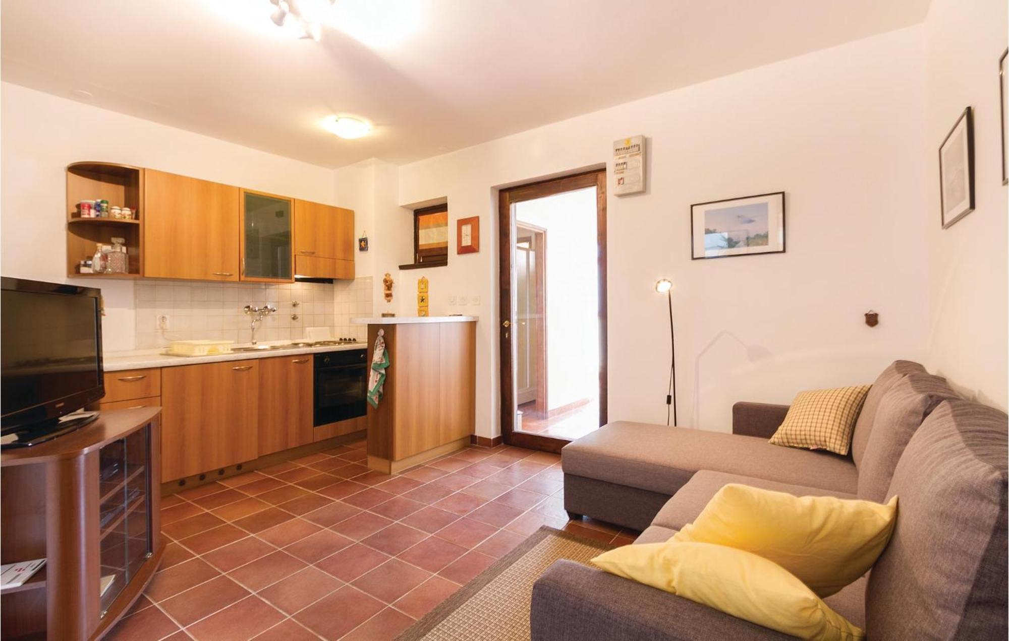 Stunning Apartment In Barbariga With Wifi 외부 사진